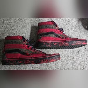 Freddy Krueger (Nightmare on Elmstreet) High Top Vans.